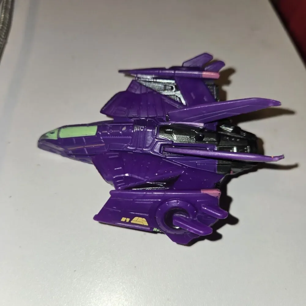 Hot Wheels Disney Lightyear Starships ZURG FIGHTER SHIP 2022 Excellent Loose